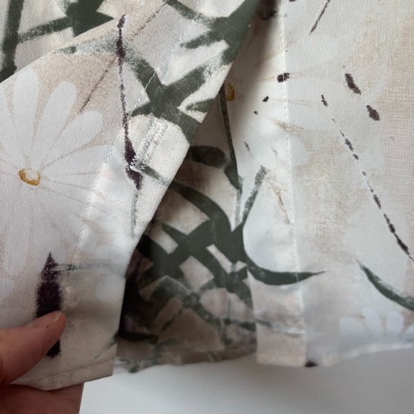 Sense Vintage Short Sleeve Ivory w/ Paint Design Funky Button Down Top - Picture 10 of 10